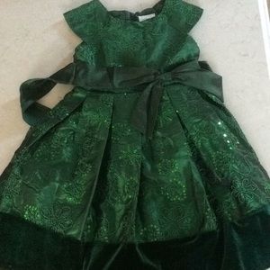 Girls dress